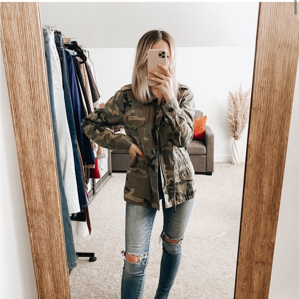 Club Monaco Army Pattern Long Zip Up Jacket XS